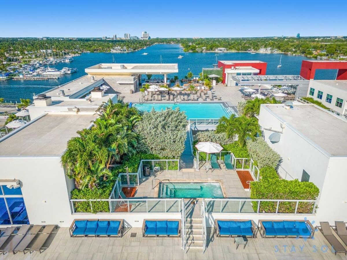 Beachfront Condo Resort - ROOFTOP POOL Hollywood Esterno foto